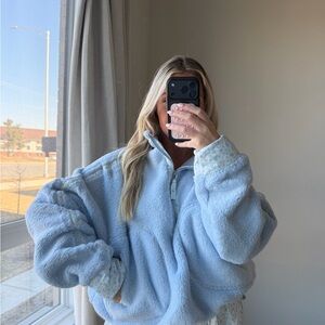 Light Blue Cozy Half-Zip Fleece Jacket daisy floral sherpa